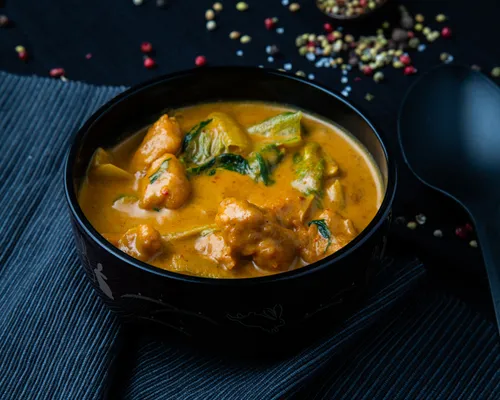 Chicken, Beef or Lamb Chinese Curry | Thekawloon.com | Kawloon Chinese Restaurant, Abu Dhabi, UAE