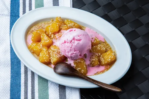 Banana Fretil With Ice Cream | Thekawloon.com | Kawloon Chinese Restaurant, Abu Dhabi, UAE